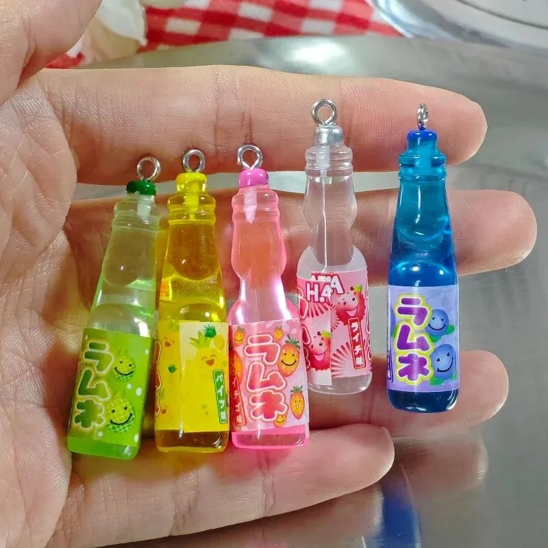 Resin Craft Projects - 10 stuks kleine frisdrankflesjes hars bedels